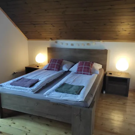 Kenderhordo Pihenohaz Zánka