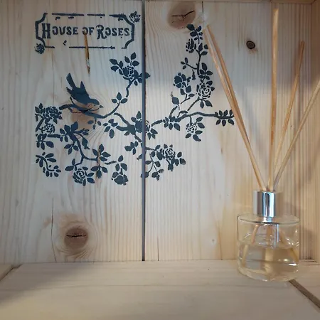 Kenderhordo Pihenohaz شقة