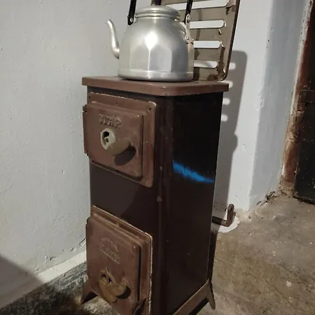 Kenderhordo Pihenohaz *